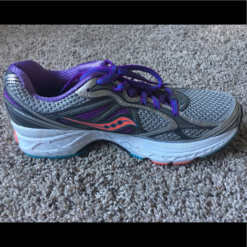 Saucony Running Shoes, Size 7